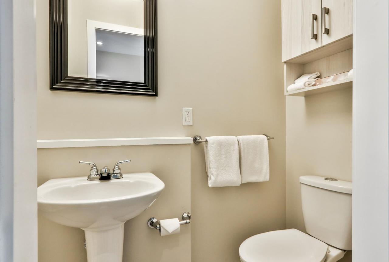 Banff Woods Lodge Canmore Ngoại thất bức ảnh